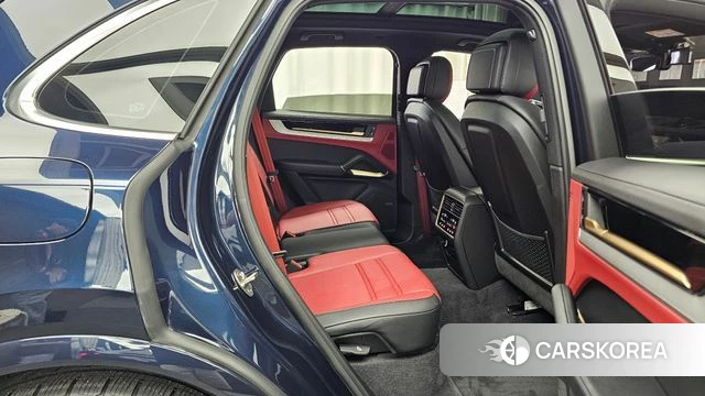 Porsche Cayenne (PO536) id 4916585 из Кореи 3