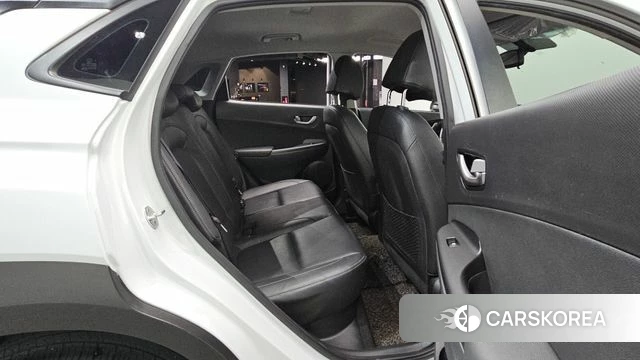 Hyundai Kona 2018 Белый из Кореи, фото 3