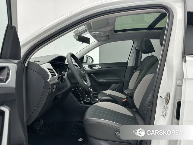 Volkswagen Tacqua 2023 Белый из Китая, фото 3