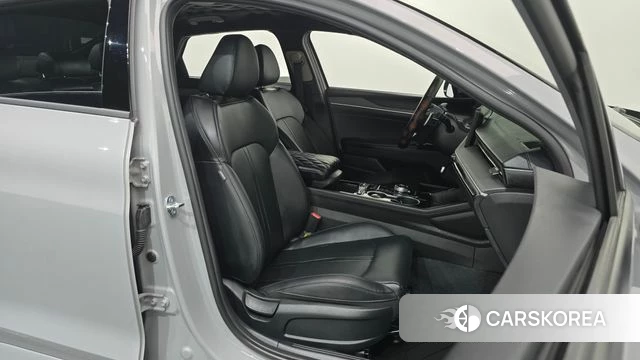 Kia The New K5 3rd generation 2025 Серебристо-серый из Кореи, фото 3