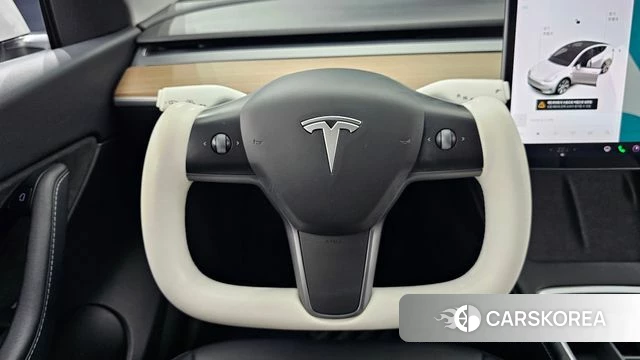 Tesla Model Y 2021 Белый из Кореи, фото 3
