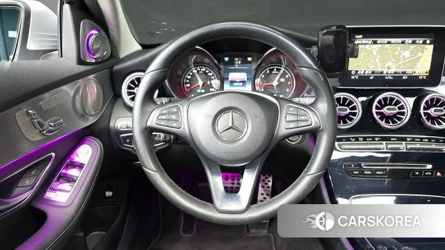 Mercedes-Benz C-Class W205 2018 Серебряный из Кореи, фото 3
