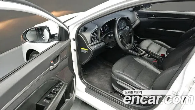 Hyundai Avante AD 2018 Белый из Кореи, фото 3