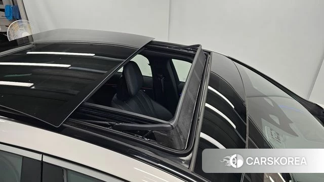 Mercedes-Benz E-Class W214 2025 Белый из Кореи, фото 3