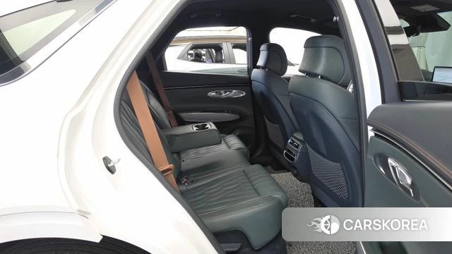 Genesis GV70 2022 Белый из Кореи, фото 3