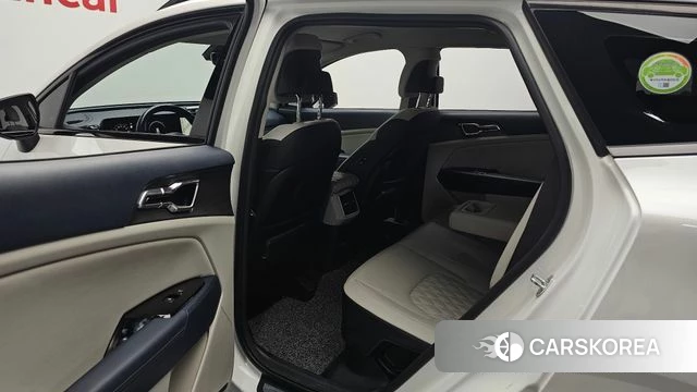 Kia Sportage 5th Generation Hybrid 2022 Белый из Кореи, фото 3