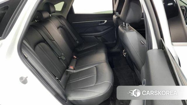 Hyundai Sonata D Edge Hybrid (DN8) 2023 Белый из Кореи, фото 3