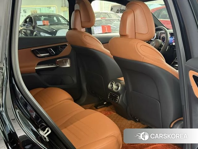 Mercedes-Benz GLC 2024 Черный из Китая, фото 3