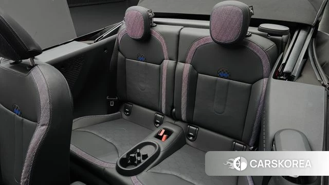 Mini Cooper C Convertible 4th Generation 2025 Красный из Кореи, фото 3