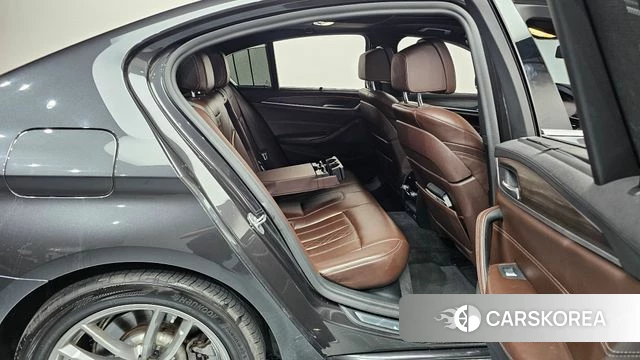 BMW 5 Series (G30) 2020 Серый из Кореи, фото 3