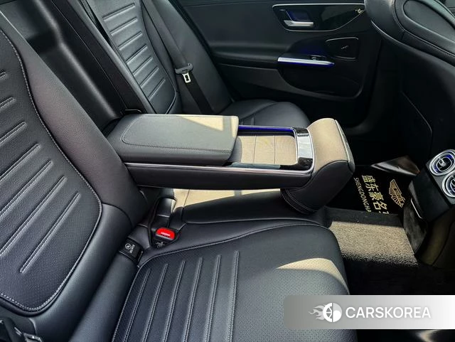 Mercedes-Benz C-class 2024 Черный из Китая, фото 3