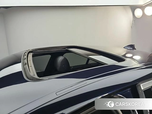 BMW 5 Series (G30) 2018 Черный из Кореи, фото 3