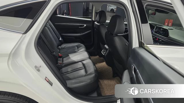 Hyundai Sonata (DN8) 2022 Белый из Кореи, фото 3