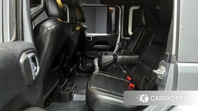 Jeep Wrangler (JL) 2019 Серебристо-серый из Кореи, фото 3