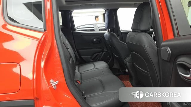 Jeep Renegade id 4936715 из Кореи 3