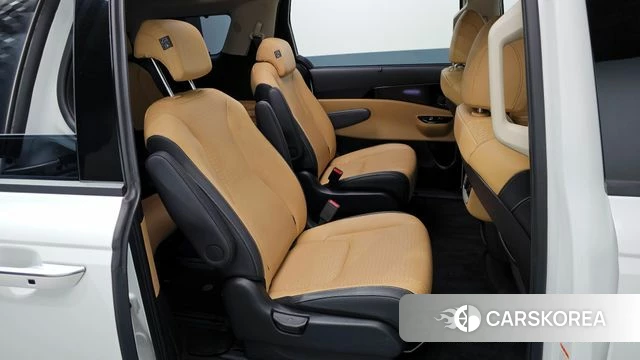 Kia Carnival 4th generation 2023 Белый из Кореи, фото 3