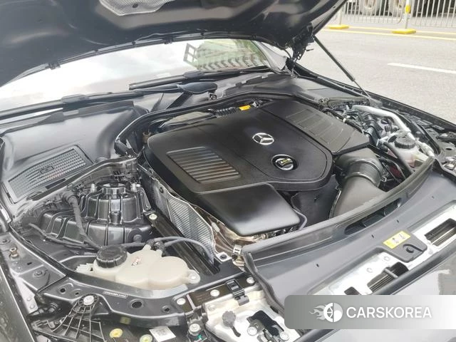 Mercedes-Benz C-class 2024 Темно-серый из Китая, фото 3