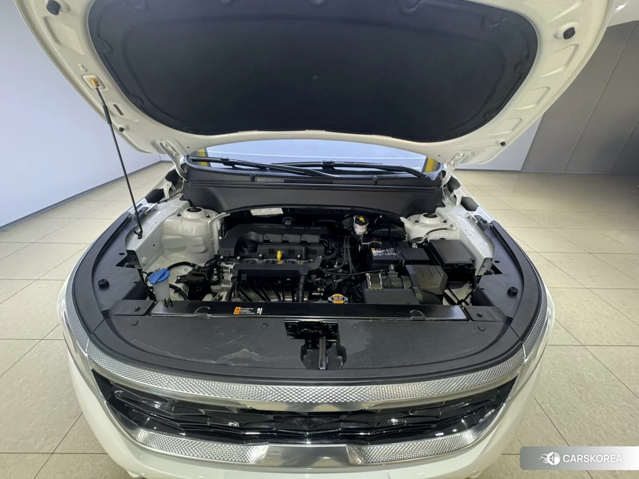 Kia KX3 2021 Белый из Китая, фото 3
