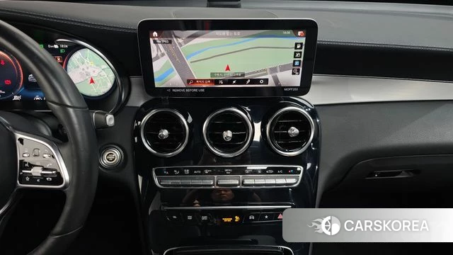 Mercedes-Benz GLC-Class X253 2022 Белый из Кореи, фото 3