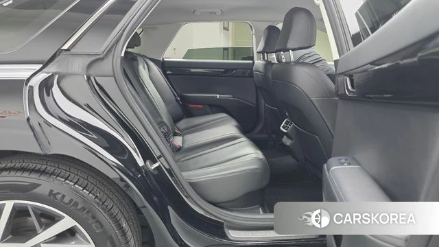Hyundai Grandeur Hybrid (GN7) 2023 Черный из Кореи, фото 3