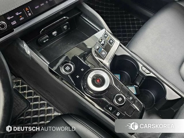 Kia Sportage 5th Generation Hybrid 2022 Белый из Кореи, фото 3