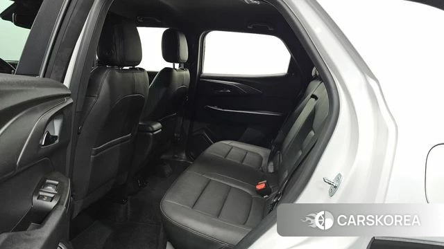 Chevrolet (GM Daewoo) Trailblazer 2023 Белый из Кореи, фото 3