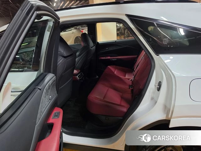 Lexus RX500h 5th generation 2025 Белый из Кореи, фото 3