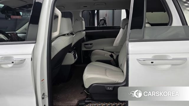 Kia Carnival 4th generation 2023 Белый из Кореи, фото 3