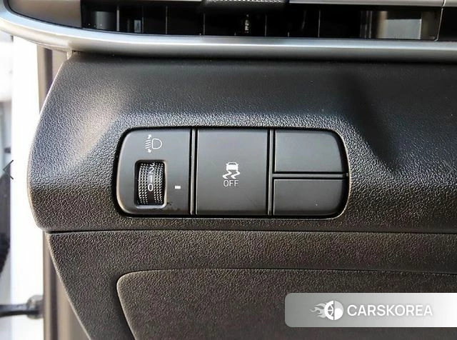 Hyundai The New Avante (CN7) 2023 Белый из Кореи, фото 3