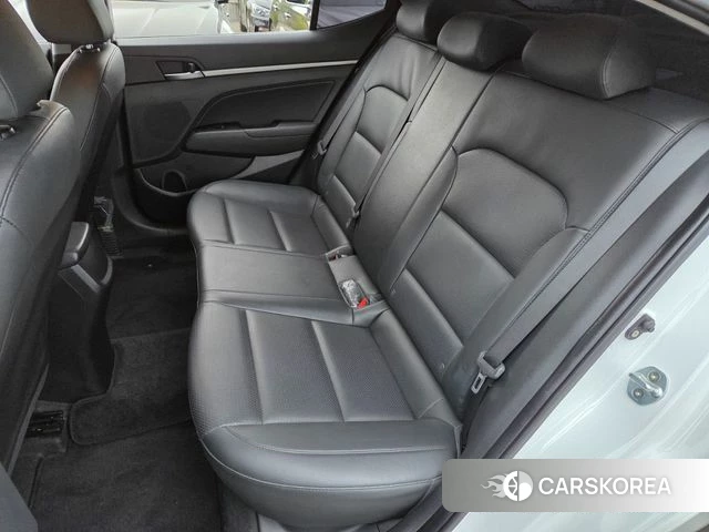Hyundai Avante AD 2018 Белый из Кореи, фото 3