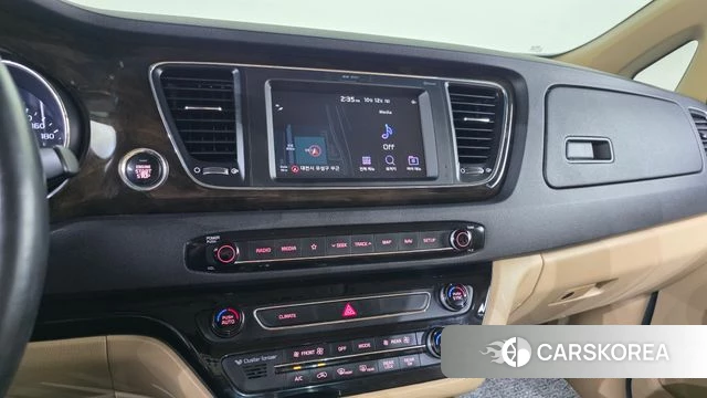 Kia The New Carnival 2018 Белый из Кореи, фото 3
