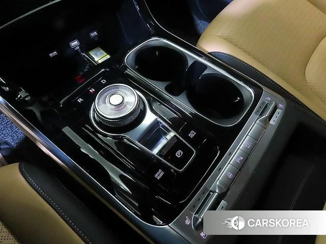 Kia Carnival 4th generation 2023 Белый из Кореи, фото 4