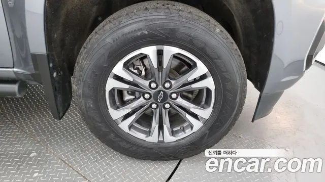 Chevrolet (GM Daewoo) Real New Colorado 2020 Серебристо-серый из Кореи, фото 3