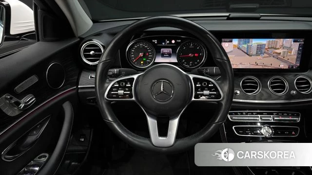 Mercedes-Benz E-Class W213 2020 Белый из Кореи, фото 3