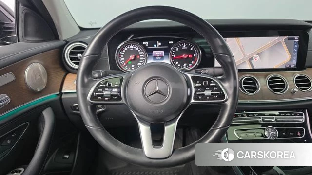 Mercedes-Benz E-Class W213 2019 Черный из Кореи, фото 3