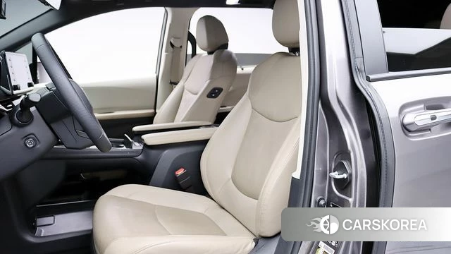 Toyota Sienna 4th Generation 2021 Серый из Кореи, фото 3