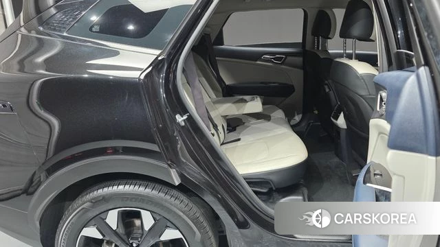 Kia Sportage 5th Generation 2022 Черный из Кореи, фото 3
