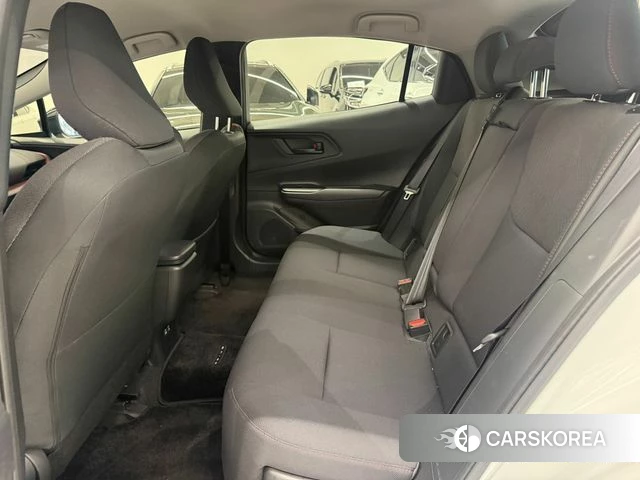 Toyota Prius 5th Generation 2024 Белый из Кореи, фото 3