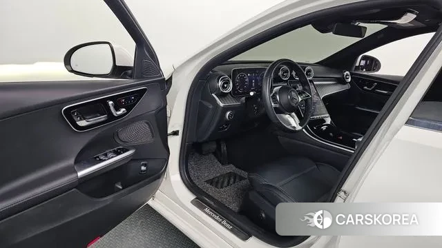 Mercedes-Benz C-Class W206 2022 Белый из Кореи, фото 3