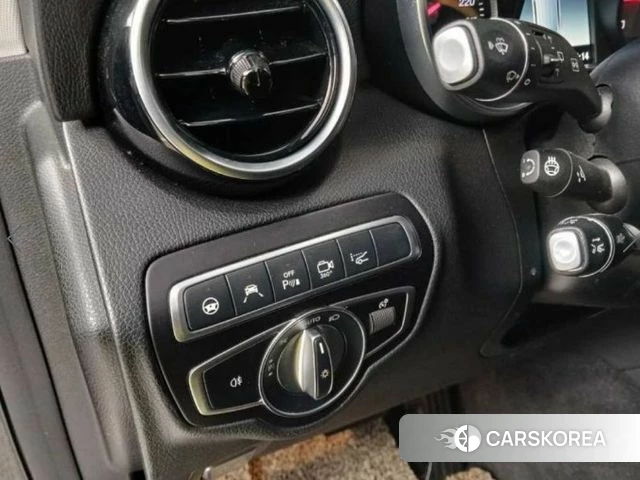 Mercedes-Benz GLC-Class X253 2018 Черный из Кореи, фото 3