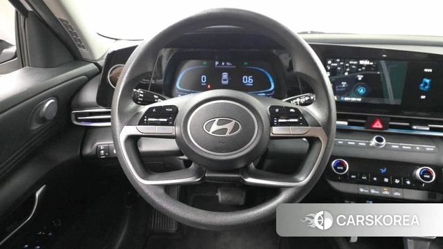Hyundai The New Avante (CN7) 2023 Белый из Кореи, фото 3