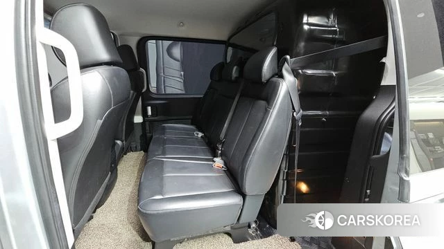 Hyundai Staria 2023 Серебристо-серый из Кореи, фото 3