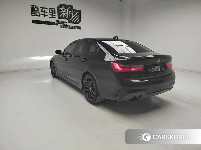 BMW 3 series 2022 Черный из Китая, фото 3