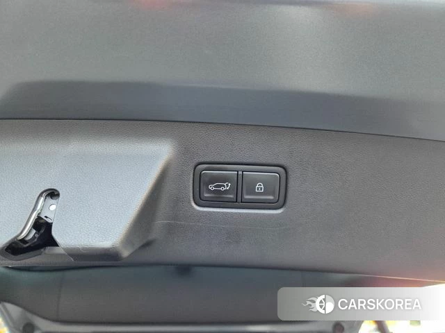 Hyundai Santa Fe (MX5) 2024 Серый из Кореи, фото 3