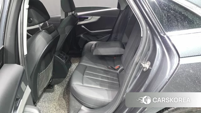 Audi A4 (B9) 2021 Серый из Кореи, фото 3