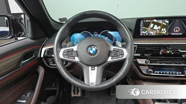 BMW 5 Series (G30) 2019 Черный из Кореи, фото 3