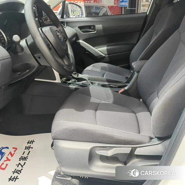 Toyota Corolla 2022 Белый из Китая, фото 3