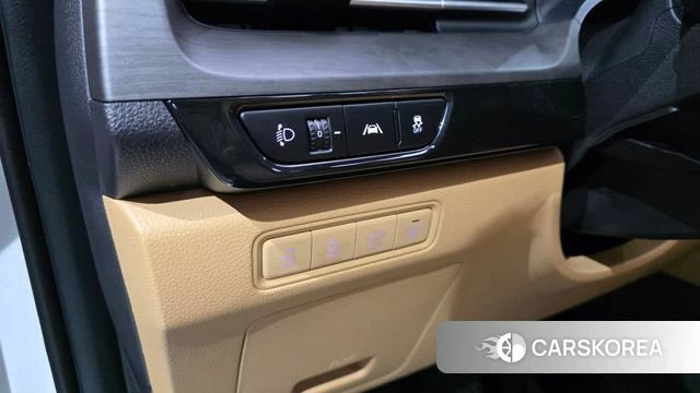 Kia Carnival 4th generation 2022 Белый из Кореи, фото 3