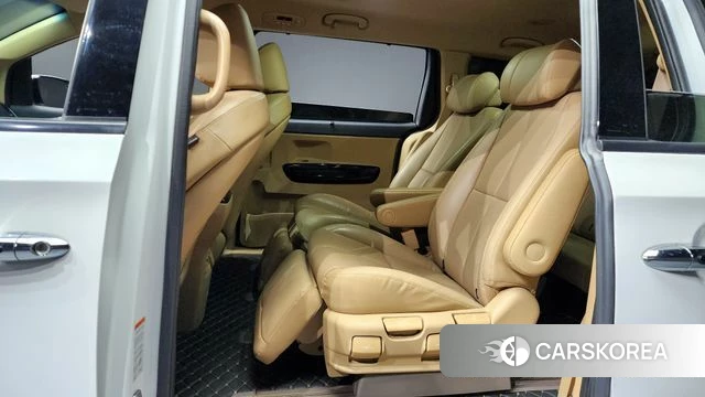 Kia The New Carnival 2019 Белый из Кореи, фото 3