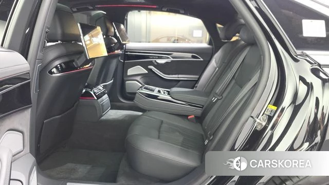 Audi A8 (D5) 2021 Черный из Кореи, фото 3